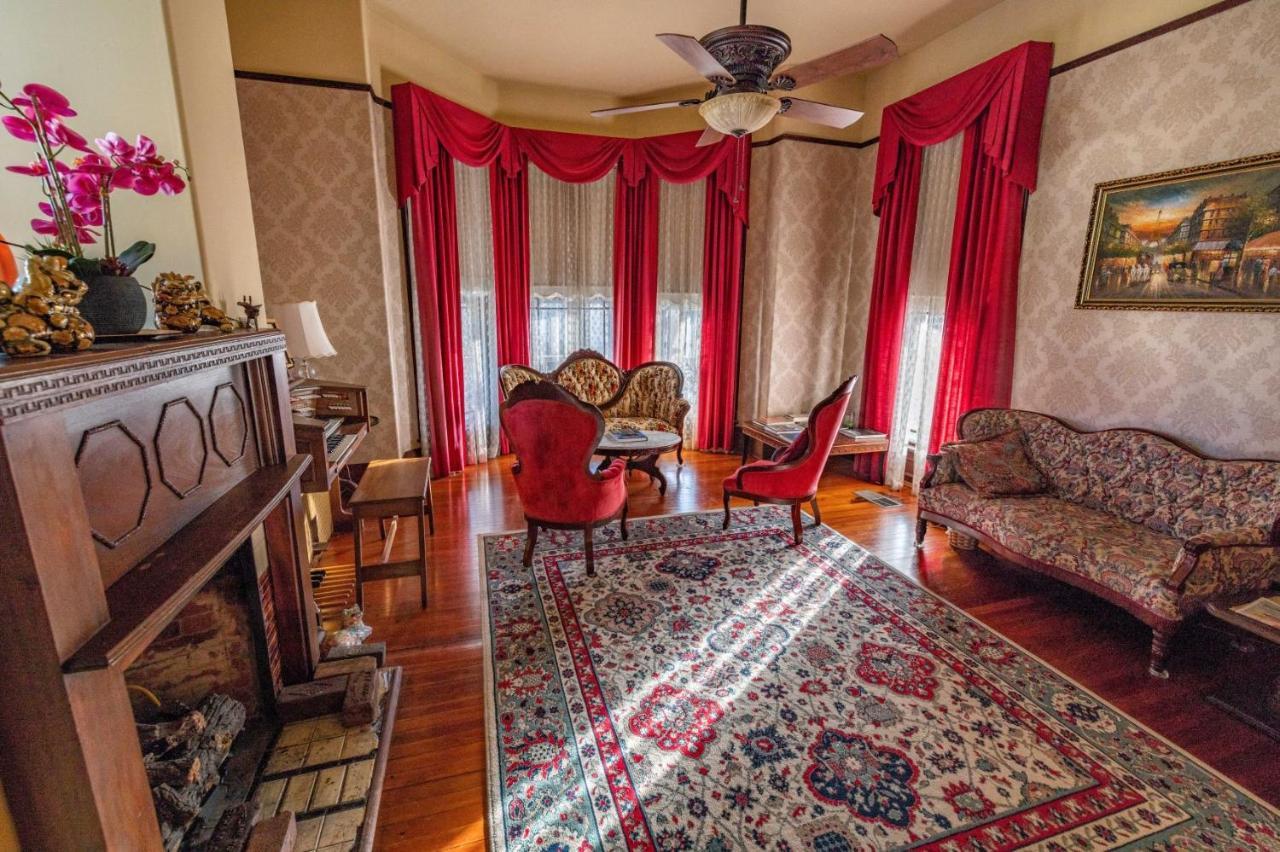 Grand Gables Inn Palatka Buitenkant foto